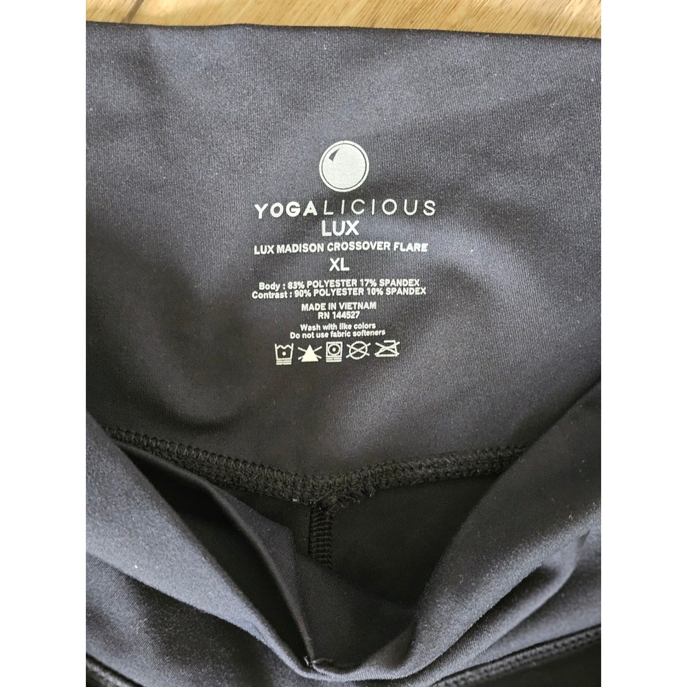 Yogalicious Lux Madison Crossover Flare Leggings Black High Waist XL Yoga Pants - Picture 3 of 3